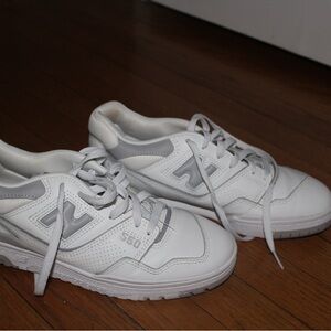 New Balance 550 (white with rain cloud)
